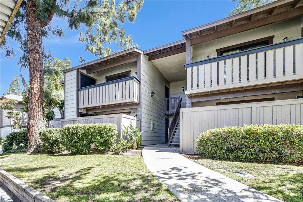 20702 El Toro 90