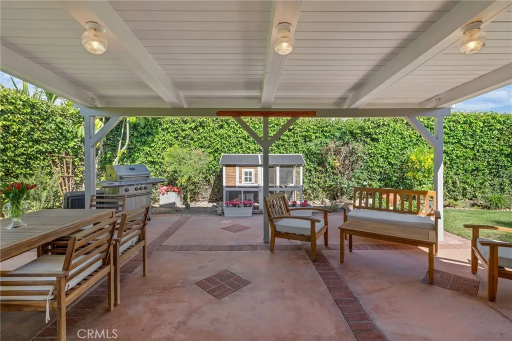 13422 Isis, Hawthorne, CA, 90250