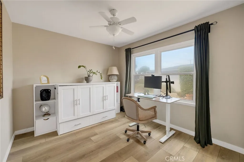 13422 Isis, Hawthorne, CA, 90250