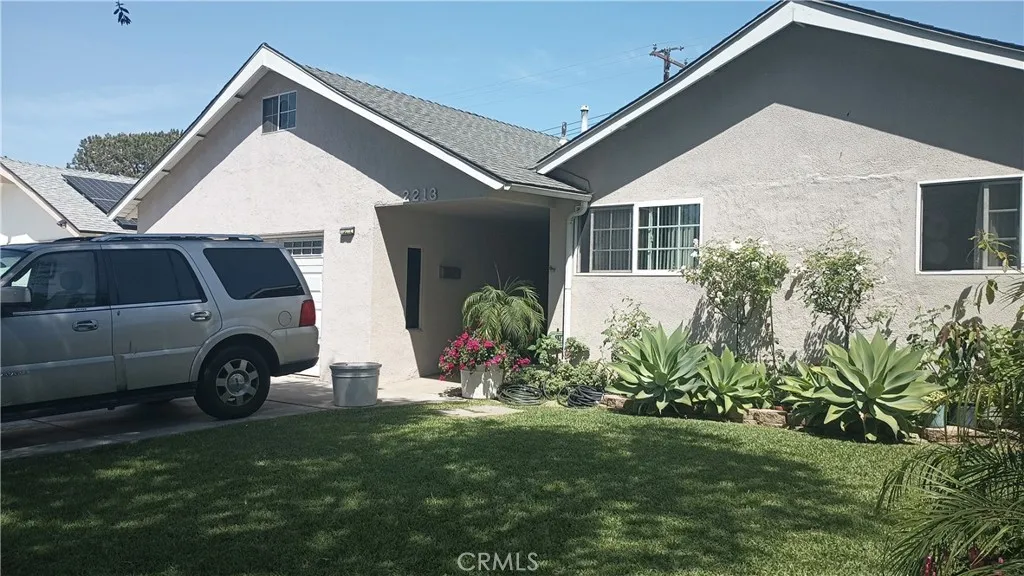 Santa Ana, CA 92704