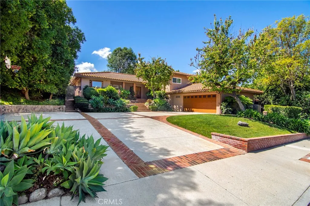 Woodland Hills, CA 91364