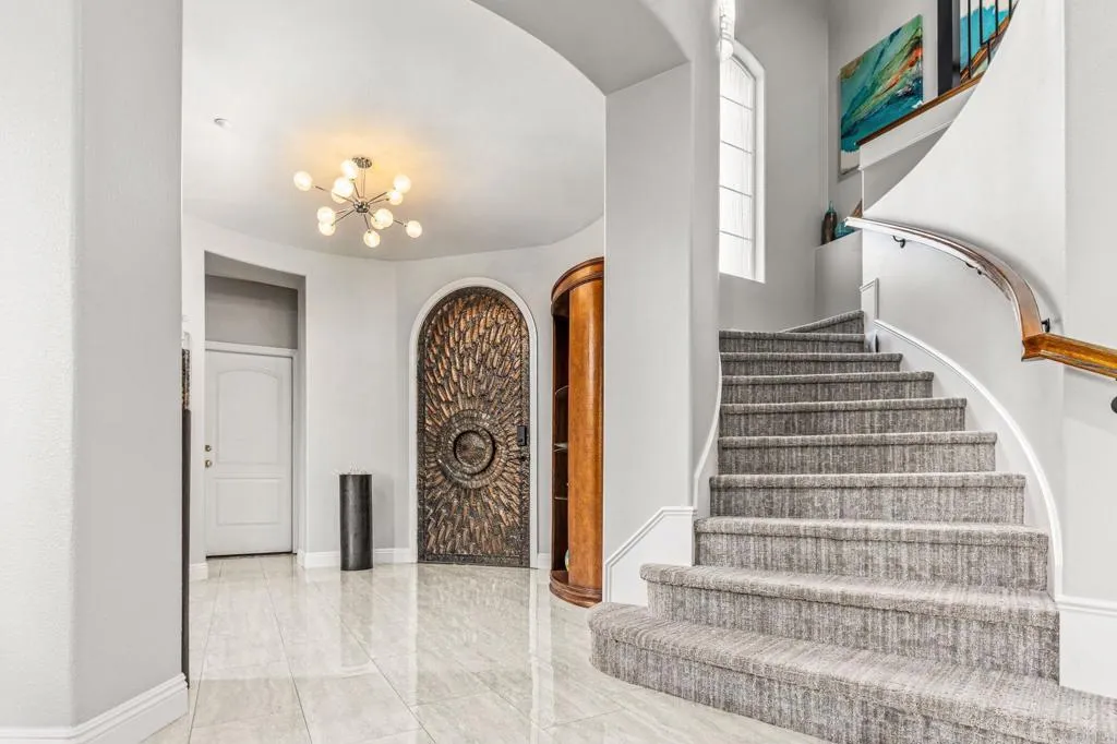 https://cdn.realtyfeed.com/cdn/127/306695725/80b3cecfe0c71a753e658be8e32aefa7.webp