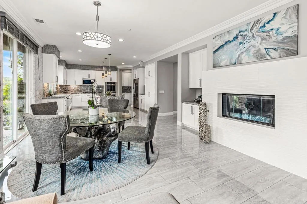 https://cdn.realtyfeed.com/cdn/127/306695725/944afd1260ea90dddaabb47df2de8c76.webp