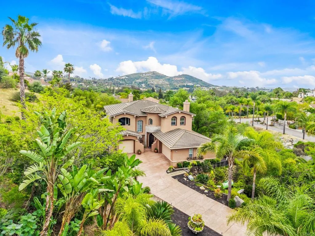 https://cdn.realtyfeed.com/cdn/127/306695725/ceb51b2aa21a4322bcac089468b1d35e.webp