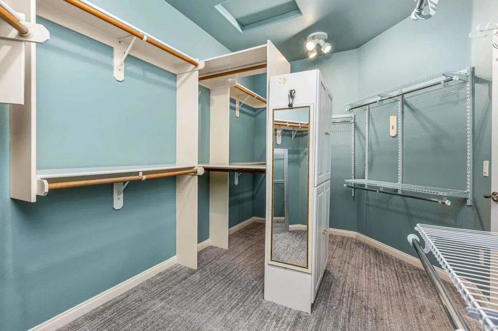 https://cdn.realtyfeed.com/cdn/127/306695725/dfb2a039c41ace993157924926a74b5f.webp