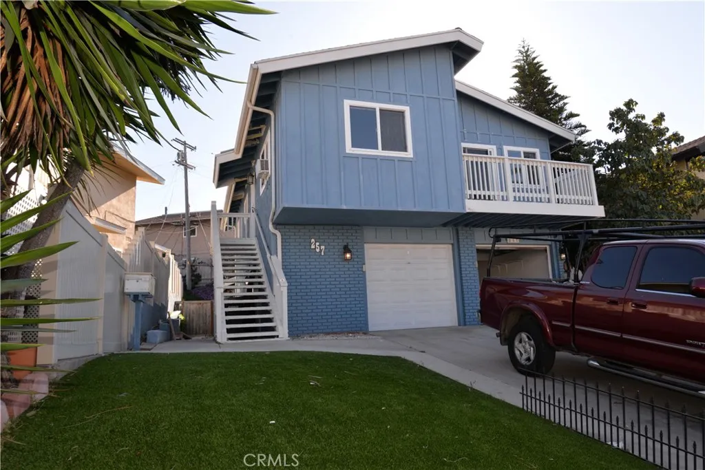1089 Delpy View Point, Vista, CA, 92084