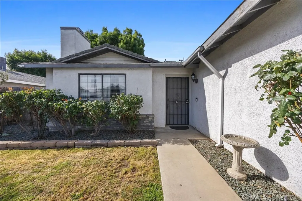 1613 Candace Avenue, Bakersfield, CA, 93307
