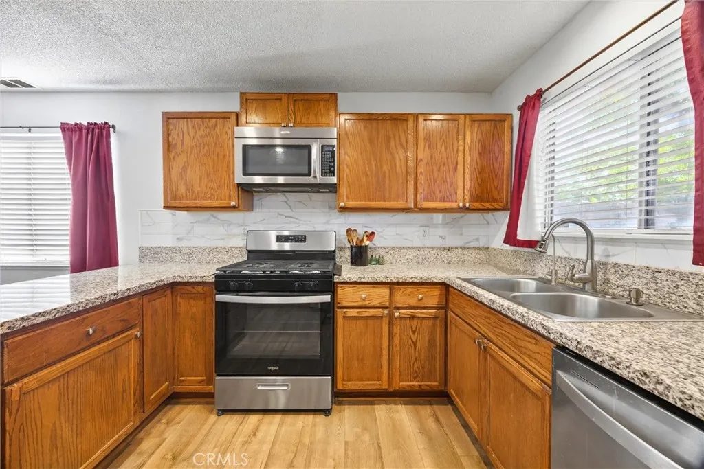 1613 Candace Avenue, Bakersfield, CA, 93307
