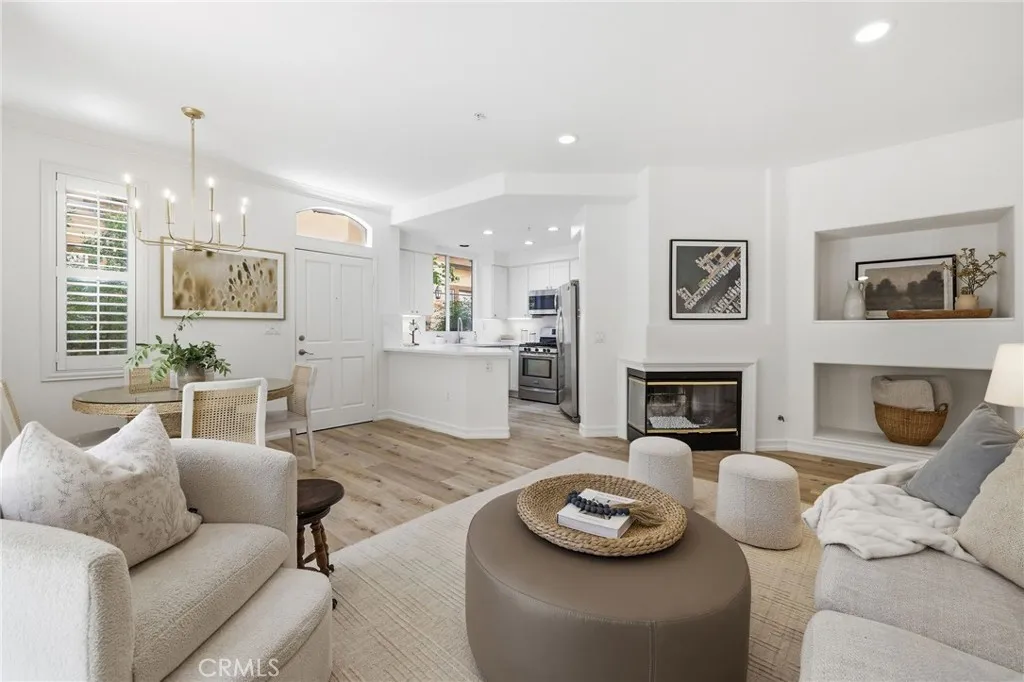 Tustin, CA 92782