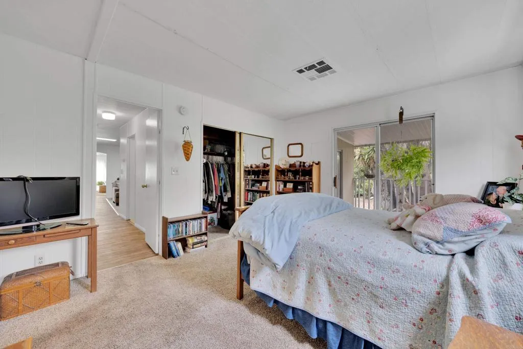 https://cdn.realtyfeed.com/cdn/127/306695831/2c4b235a85435f0f27ae86c38bb05eea.webp