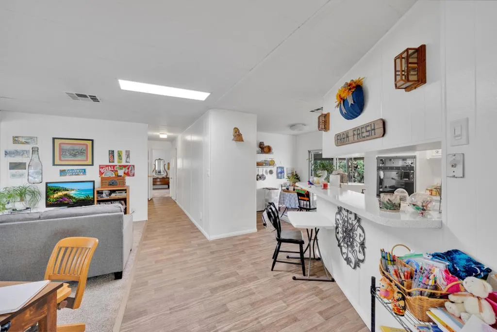 https://cdn.realtyfeed.com/cdn/127/306695831/322009d45ac4b552e2a7618a99fb3339.webp