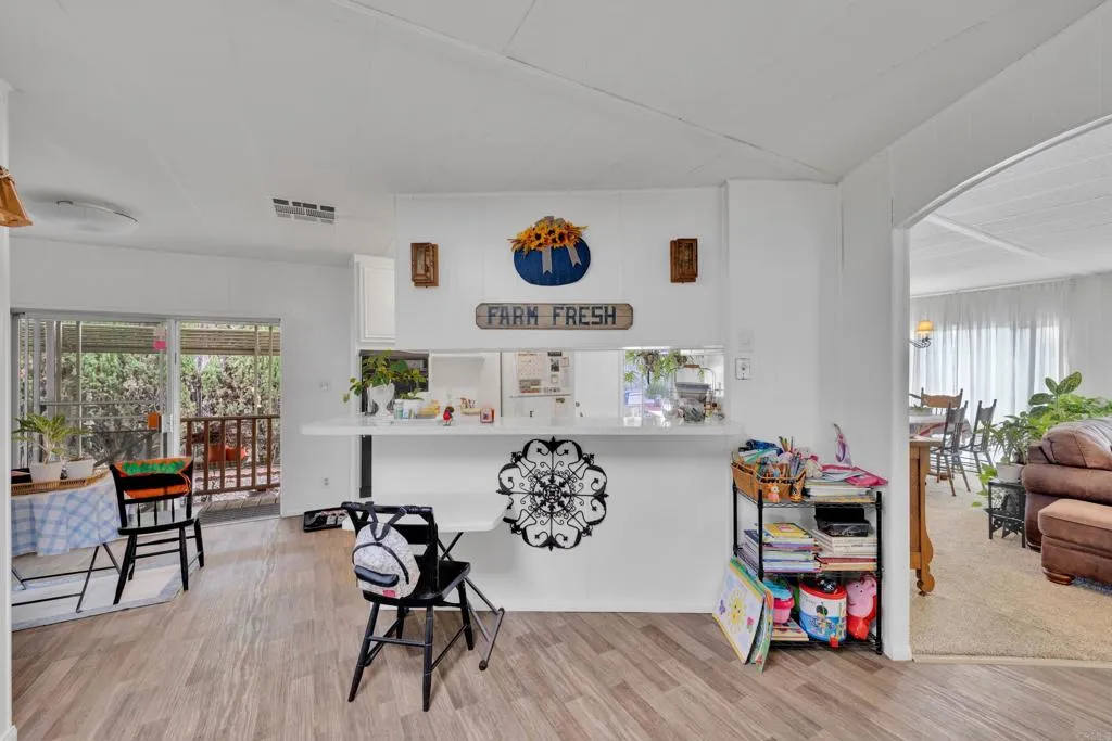 https://cdn.realtyfeed.com/cdn/127/306695831/d5afa901560821bd810eb8586aa128d1.webp