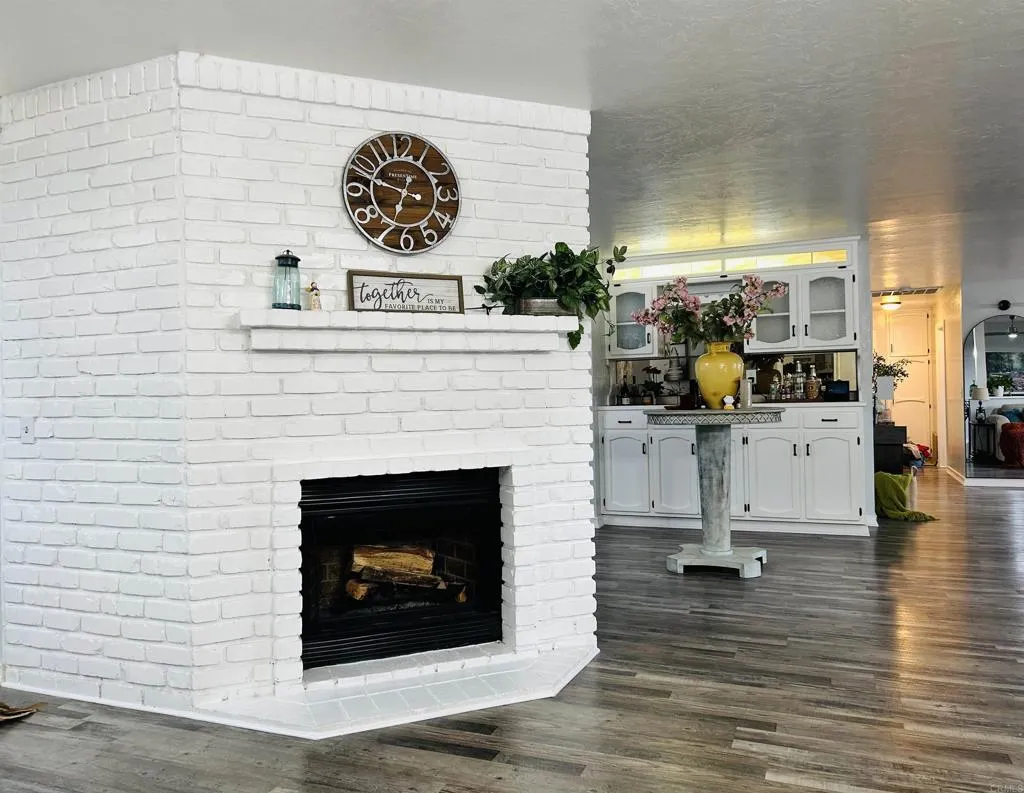 https://cdn.realtyfeed.com/cdn/127/306695832/0e4fff41e7b0b50de6615c1d9074a7e5.webp