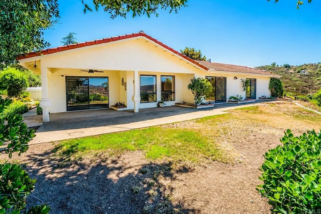 Ramona, CA 92065