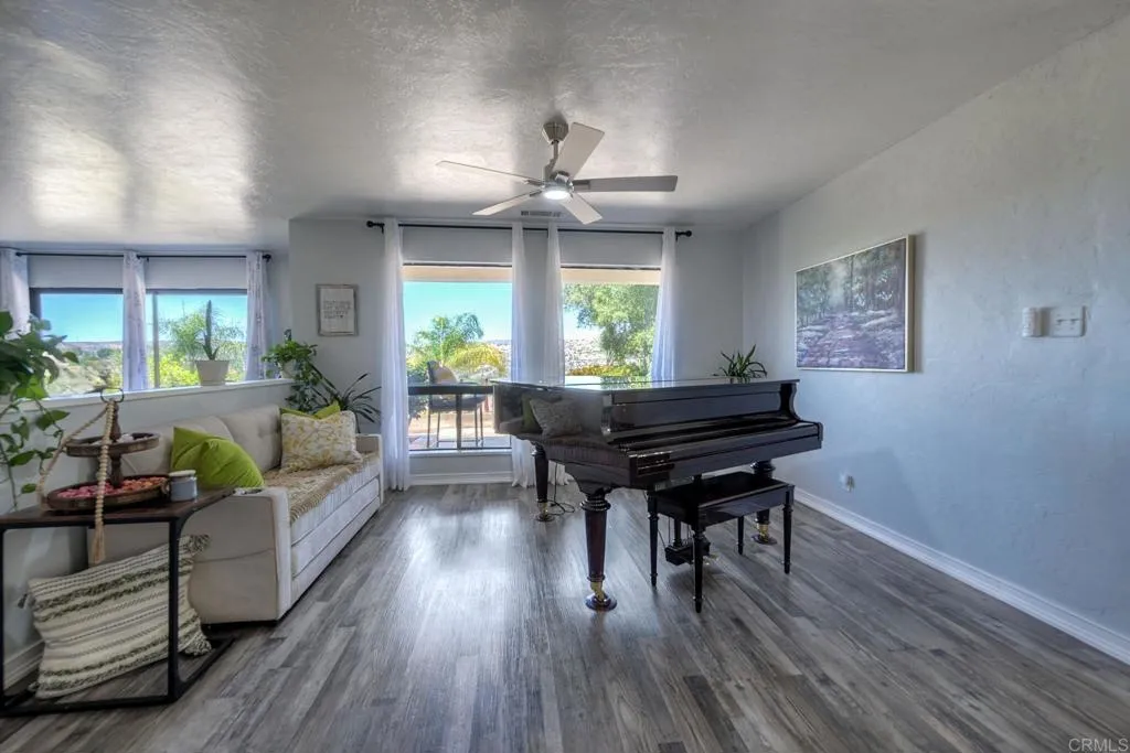 https://cdn.realtyfeed.com/cdn/127/306695832/8a8de069db7ab9e7edc0f61026f434e3.webp