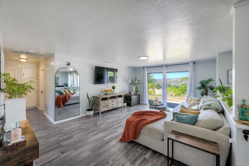 https://cdn.realtyfeed.com/cdn/127/306695832/ee1d9d07129312040bcf29b24031e454.webp