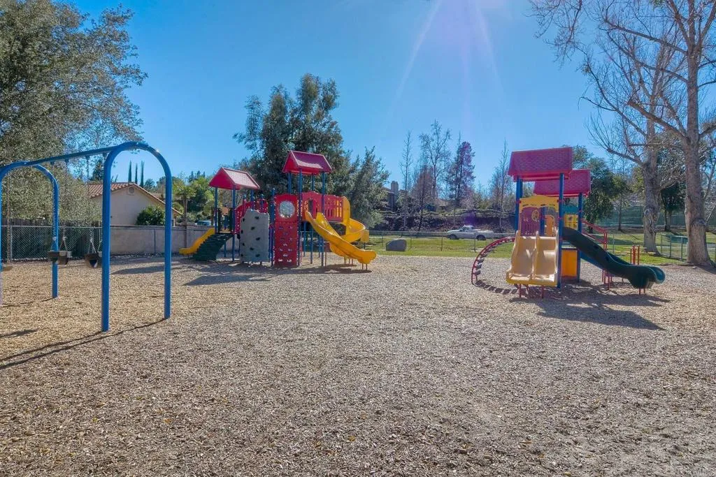 https://cdn.realtyfeed.com/cdn/127/306695832/fa4595d522c52005e6b62753b2a446f7.webp