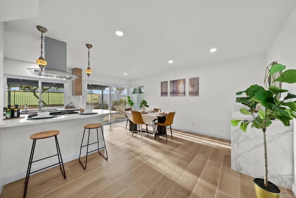 https://cdn.realtyfeed.com/cdn/127/306695840/0a77b1cc2fdfcc88049e843e72f1d4b7.webp