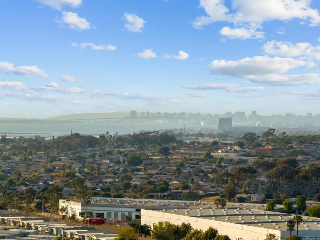 https://cdn.realtyfeed.com/cdn/127/306695840/0e5de146972b51e254b30c6c2e0ef9a8.webp