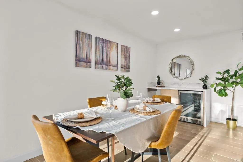 https://cdn.realtyfeed.com/cdn/127/306695840/33688bab2e23d968594555fa8c057cfa.webp