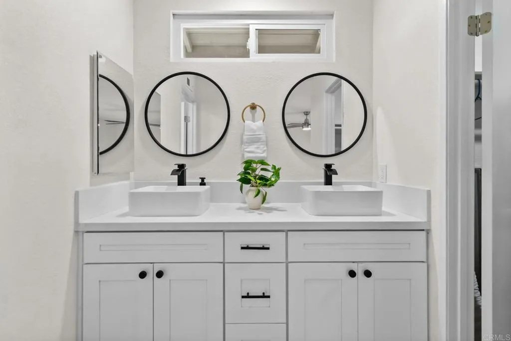 https://cdn.realtyfeed.com/cdn/127/306695840/424844510e804d426a8b3bee0801b8ce.webp