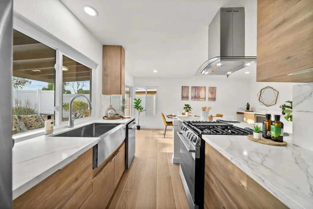 https://cdn.realtyfeed.com/cdn/127/306695840/50781ab31e0549ca17e9b54d5abd839b.webp
