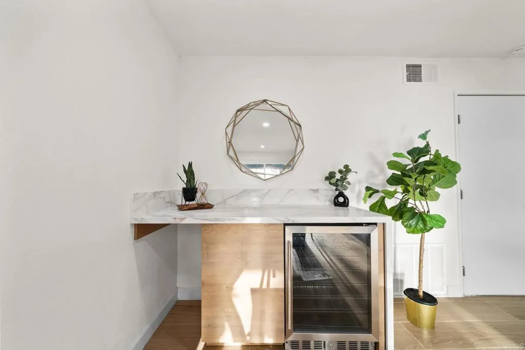 https://cdn.realtyfeed.com/cdn/127/306695840/c79cc7dc5f73ed2c99da0bba52e95a45.webp
