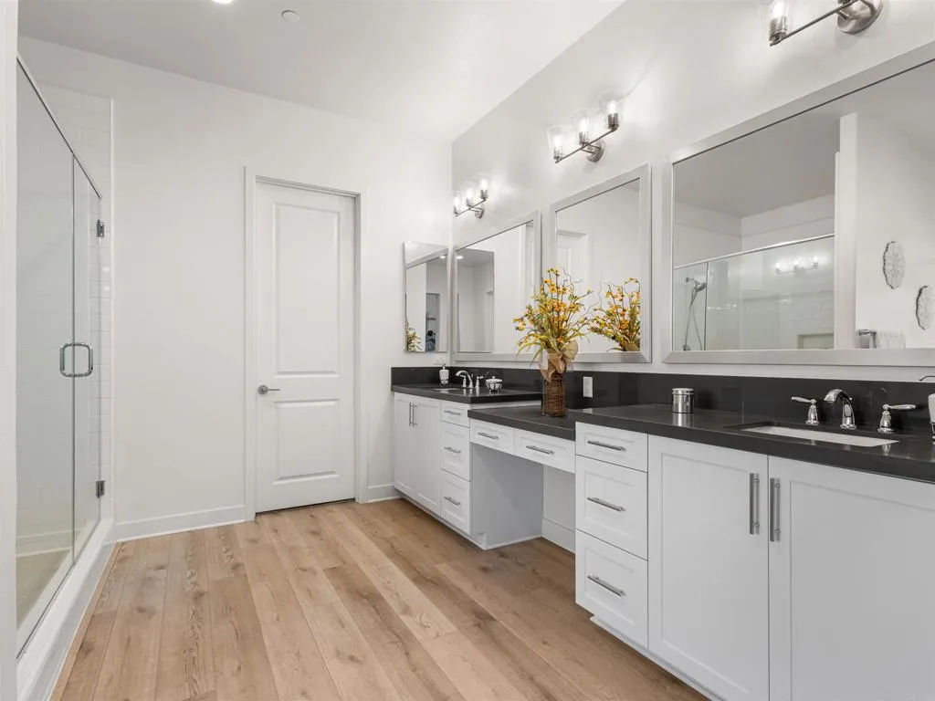 https://cdn.realtyfeed.com/cdn/127/306695850/36fa5fe16c6558349316e19bcb0d120b.webp