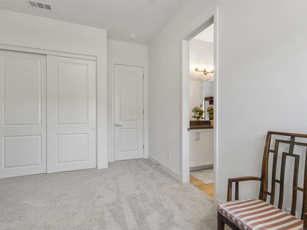 https://cdn.realtyfeed.com/cdn/127/306695850/3c2d637de06a2fd6daf625f92de9eee9.webp