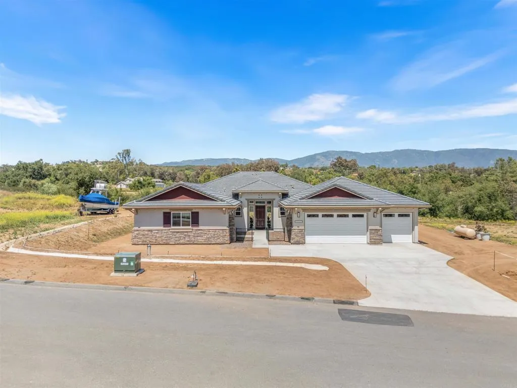 https://cdn.realtyfeed.com/cdn/127/306695850/d2009199435953c28213f35c40e421da.webp