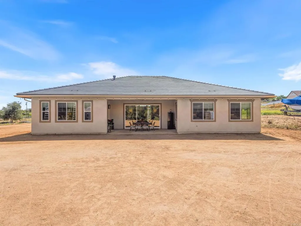 https://cdn.realtyfeed.com/cdn/127/306695850/e7dee67414aaee33ce37860e1cf736e0.webp