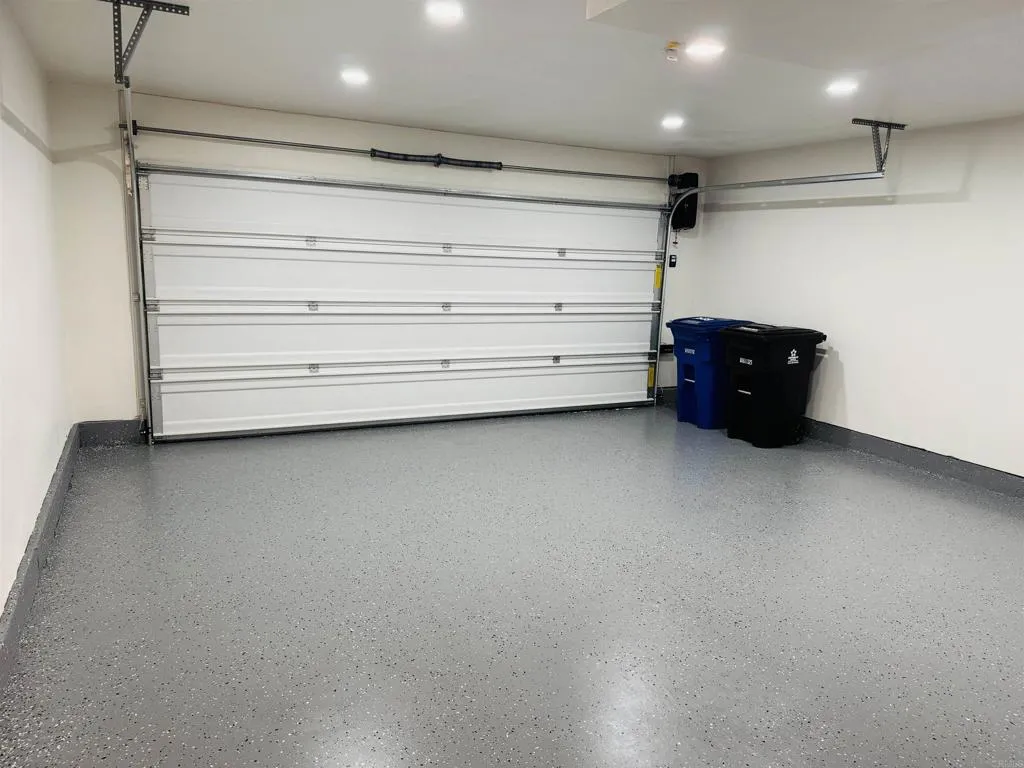 https://cdn.realtyfeed.com/cdn/127/306695862/4f6735a6af6bb979b517dc0673a6d2d2.webp