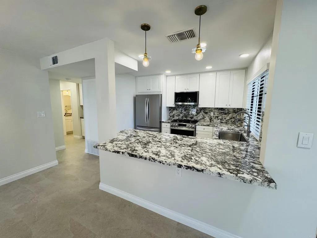 https://cdn.realtyfeed.com/cdn/127/306695862/fe0471cef16b94c8f4c2f36598cbc388.webp