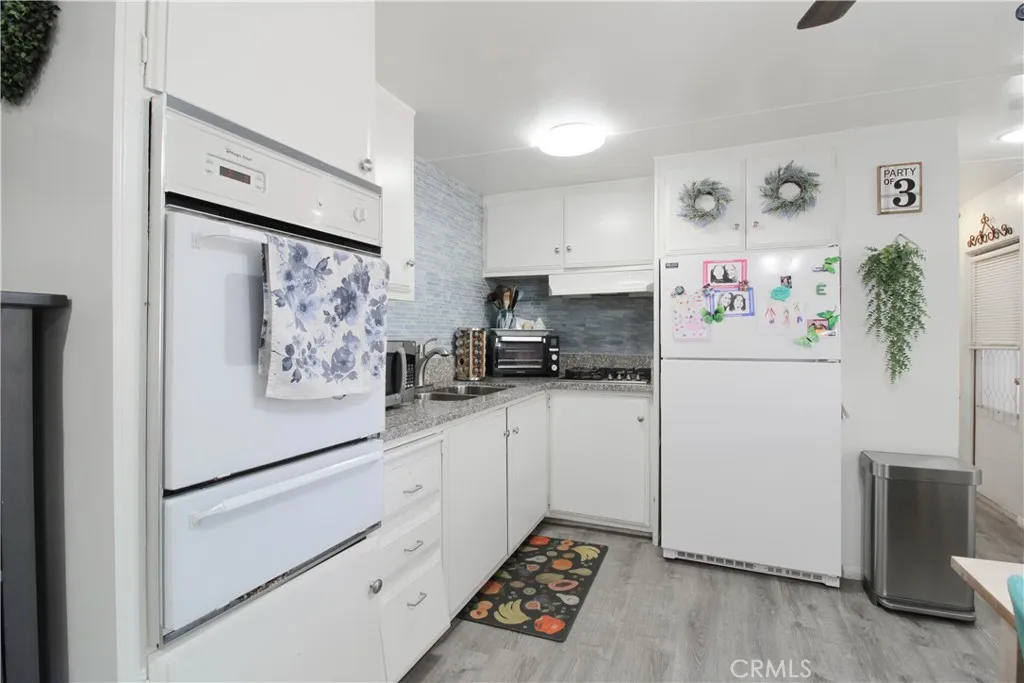 11401 Topanga Canyon UNIT 80, Chatsworth, CA, 91311