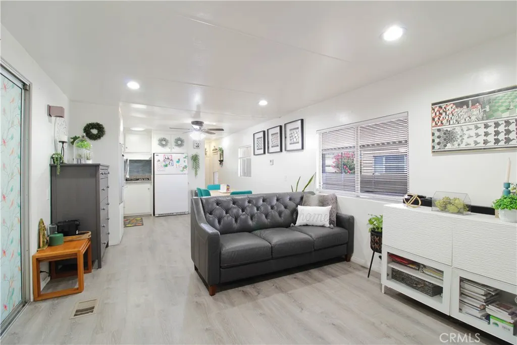 11401 Topanga Canyon UNIT 80, Chatsworth, CA, 91311