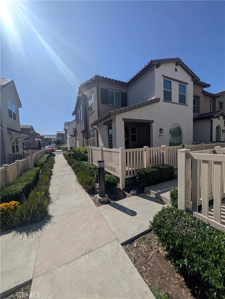Corona, CA 92883