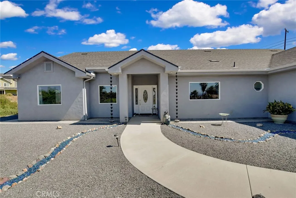 https://cdn.realtyfeed.com/cdn/127/306696026/4f1147528b4e404cedff245543b066b3.webp