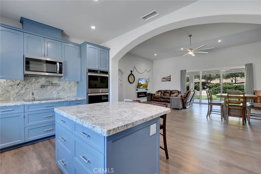 https://cdn.realtyfeed.com/cdn/127/306696026/6a8b707a017714355d29e559cc3047b2.webp