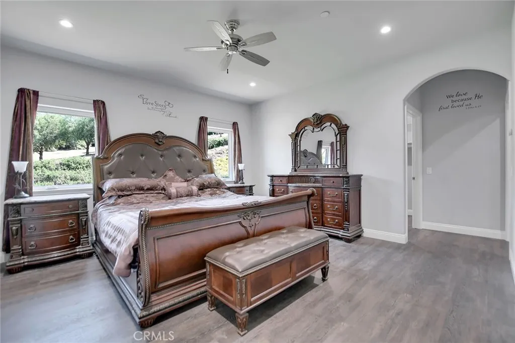 https://cdn.realtyfeed.com/cdn/127/306696026/71e2ce4832381b4caa0fb187caf0458c.webp