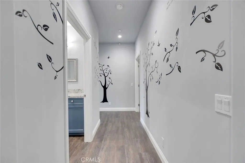 https://cdn.realtyfeed.com/cdn/127/306696026/81b8b850abfd90a8799ff45a5a15d5ad.webp