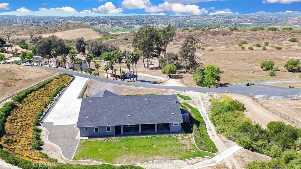 https://cdn.realtyfeed.com/cdn/127/306696026/904dc6c2e68d95c105ef9a8d7e1ef5ce.webp