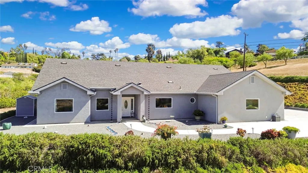 https://cdn.realtyfeed.com/cdn/127/306696026/b8c6e83cdb9e262bb6a121c7fd7d41e9.webp