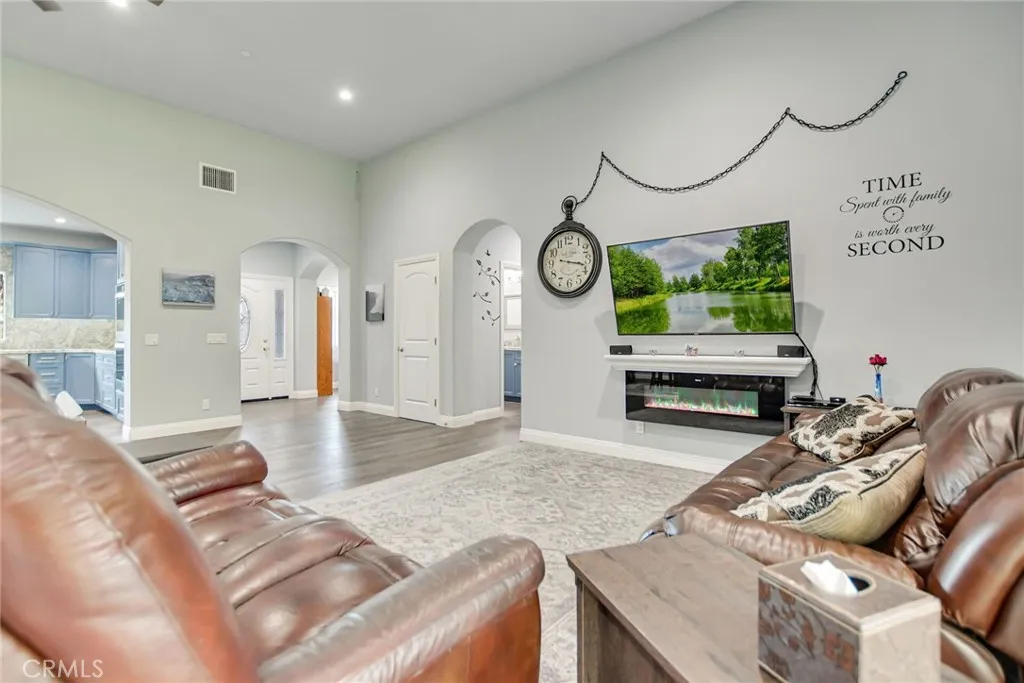 https://cdn.realtyfeed.com/cdn/127/306696026/d1f887f128591beee8bb600f62483c44.webp