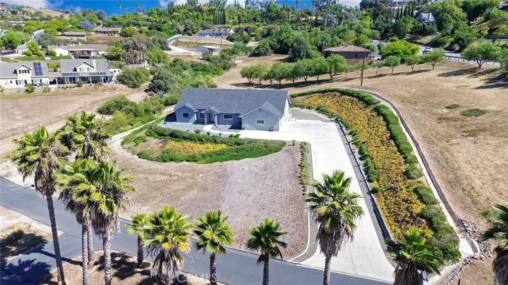 https://cdn.realtyfeed.com/cdn/127/306696026/d7bbcaa54cf5874a24fa86664b656813.webp