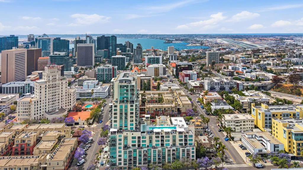 https://cdn.realtyfeed.com/cdn/127/306696056/4a1f0869bb34da0bcb4cfad93537da93.webp