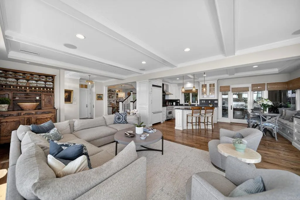 https://cdn.realtyfeed.com/cdn/127/306696068/2c4ad124856bcfd576bc0b553010f2c7.webp
