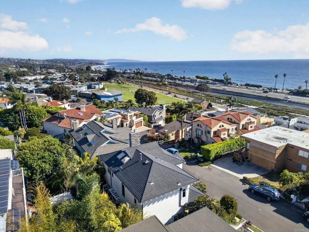 https://cdn.realtyfeed.com/cdn/127/306696068/c2c73d6327017e270212542b0d434d7d.webp