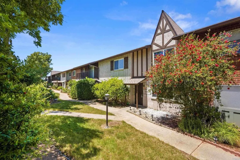 Photo #1: PTP2602942 Listing: Photo #1