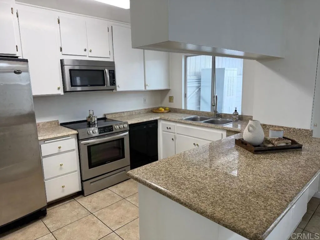 https://cdn.realtyfeed.com/cdn/127/306696078/93a6e4d4822fd67c8100b9f023d2fefa.webp