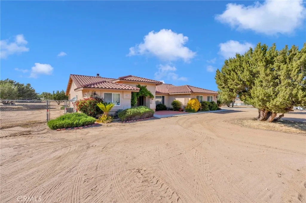Oak Hills, CA 92344